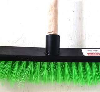 Broom Budget Screw In Handle Bmge-1198