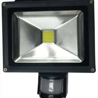 FLOODLIGHT LED C/W SENSOR 50W 230V 3500LM 30000HRS
