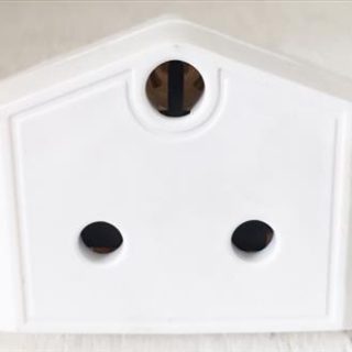 PLUG ADAPTOR R09 1*16AMP;2*5AMP