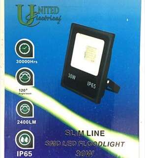 FLOODLIGHT FITTING  30W LED SLIMLINE 30000HRS 2100LM EO41
