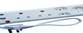 MULTIPLUG 5 WAY WITH 2 USB UMB - 05USB
