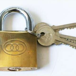 LOCK PADLOCK TRICIRCLE BRASS 32MM K/ALIKE 263KA